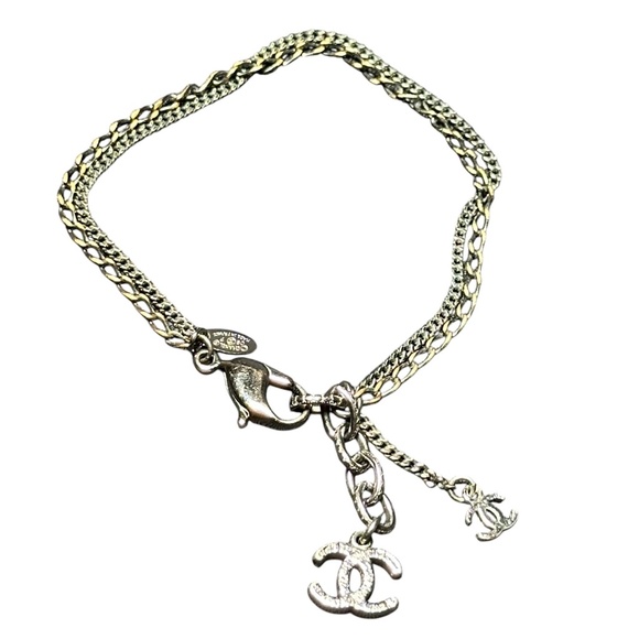 CHANEL Double CC Fashion Bracelet - Picture 2 of 6